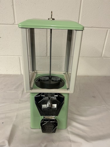 Sweet vending machine - a&a,